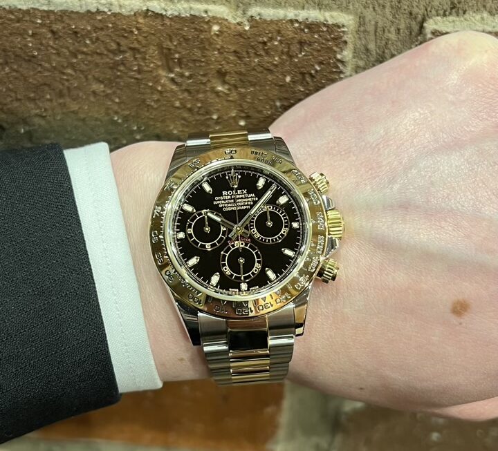 黒×金の高級感ある輝き　Ref.116503