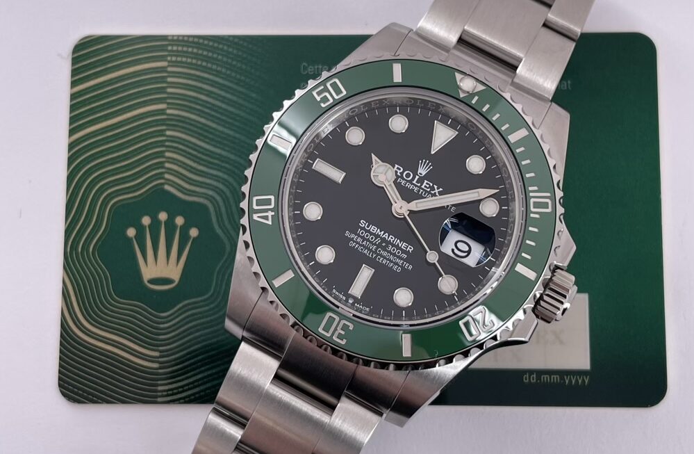 約3年しか製造されていない前期ベゼル Ref.126610LV