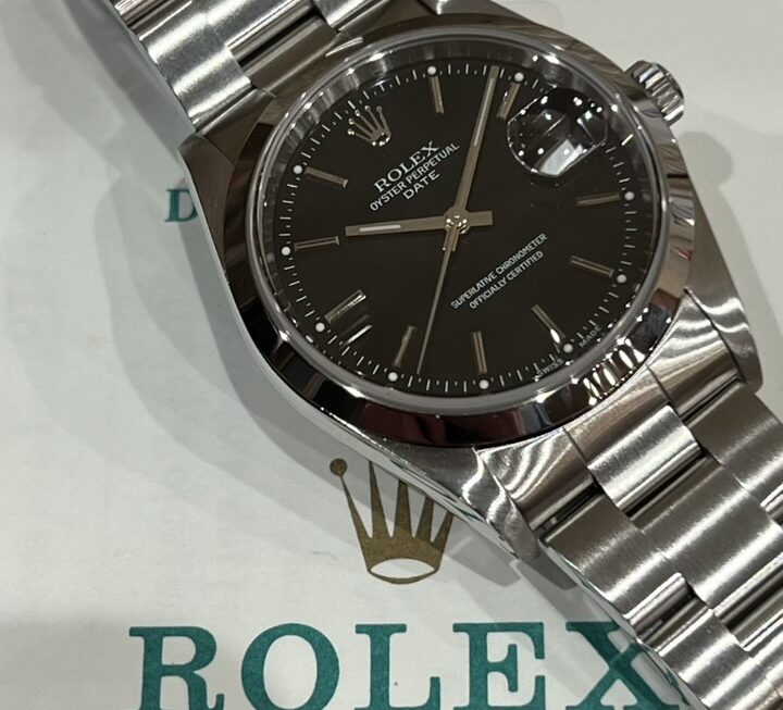 人気の高い安定のブラックダイヤル　Ref.15200