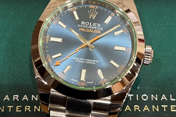 鮮やかなカラーリングが魅力的な一本　Ref.116400GV