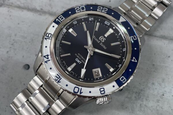 Grand Seikoの誇るGMTモデル【SBGJ237】