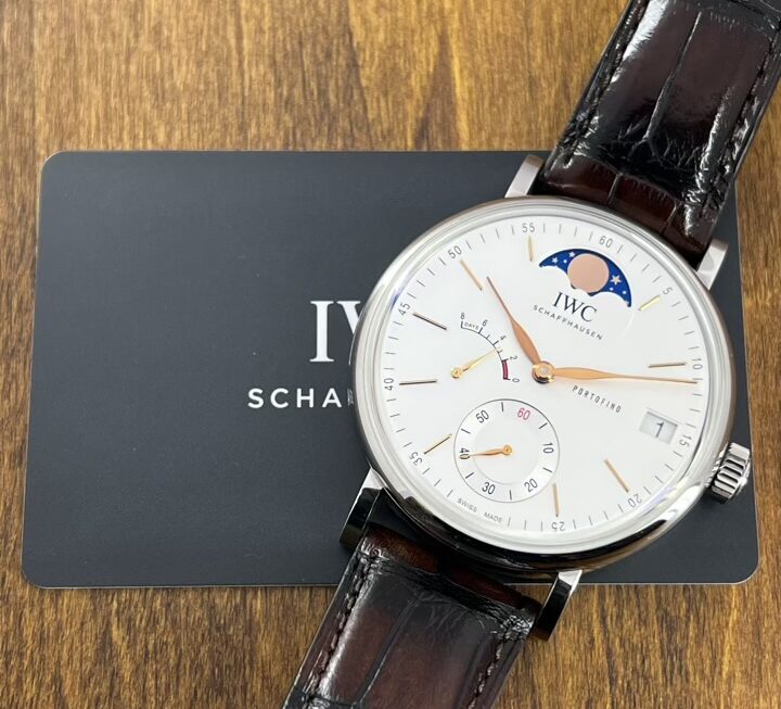 視認性が良く多機能な一本。　Ref.IW516401